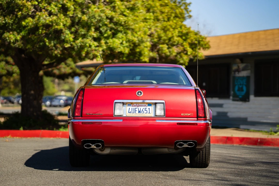 2002 Cadillac Eldorado 12th Gen - Image 9 of 31