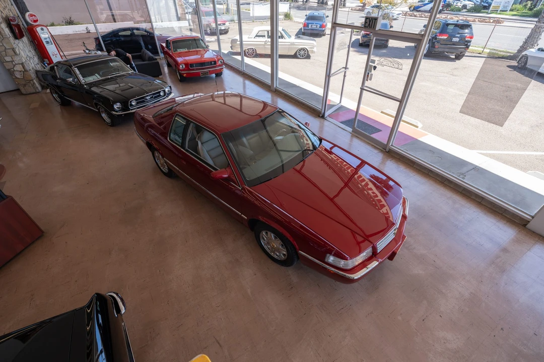 2002 Cadillac Eldorado 12th Gen - Image 13 of 31