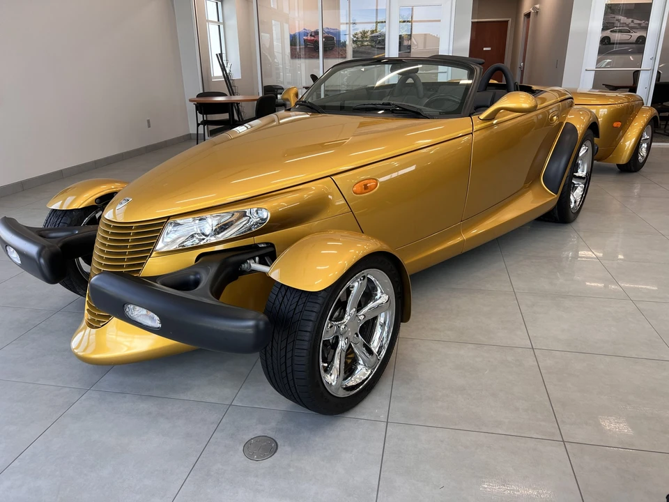2002 Plymouth Prowler - Image 2 of 31