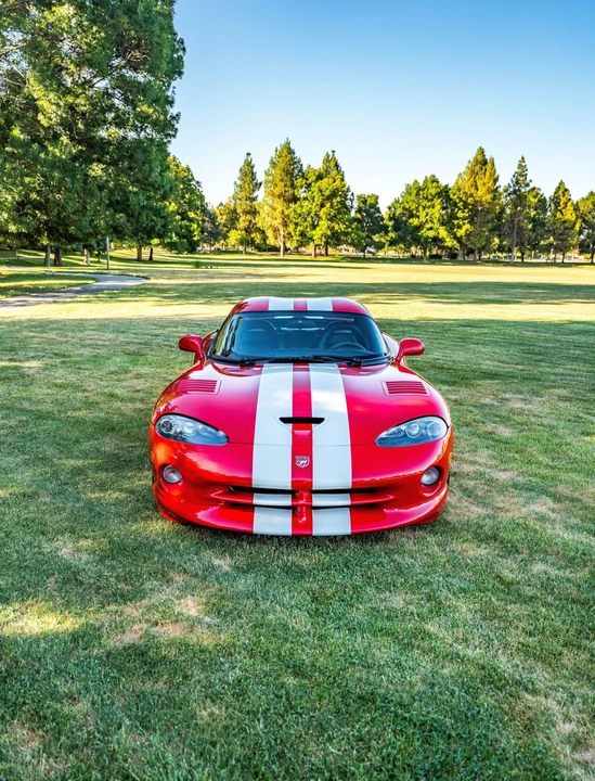 2002 Dodge Viper GTS 2nd Gen - Image 5 of 31