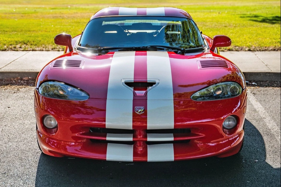 2002 Dodge Viper GTS 2nd Gen - Image 4 of 31