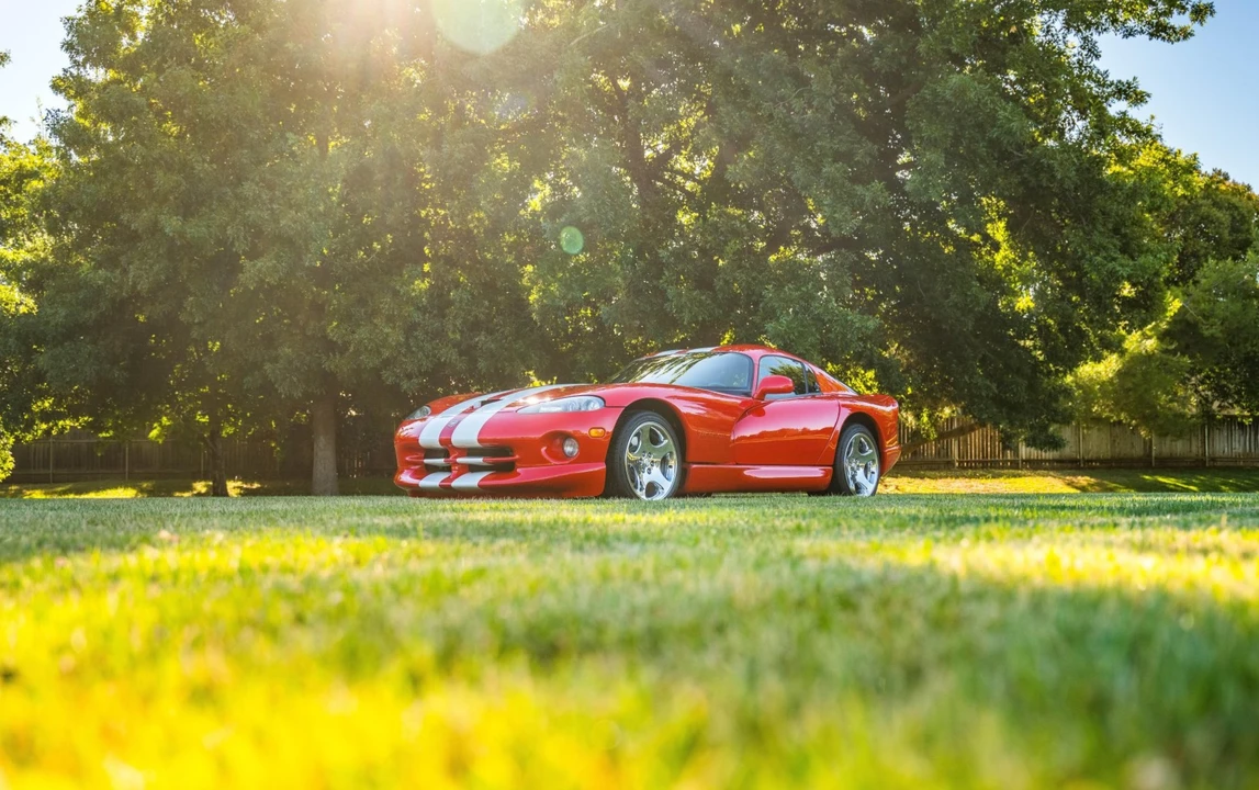 2002 Dodge Viper GTS 2nd Gen - Image 12 of 31