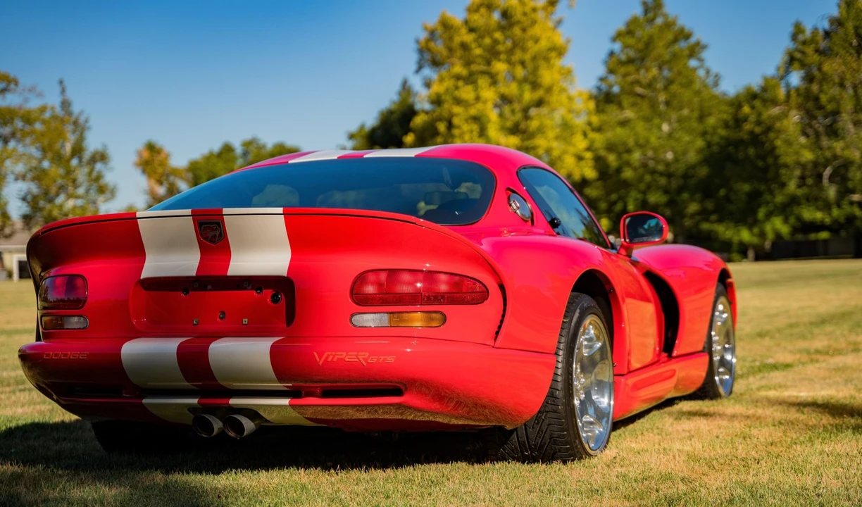 2002 Dodge Viper GTS 2nd Gen - Image 22 of 31