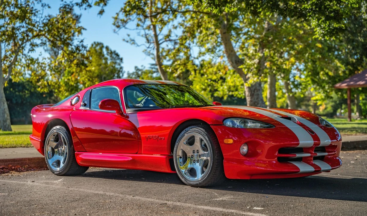 2002 Dodge Viper GTS 2nd Gen - Image 26 of 31
