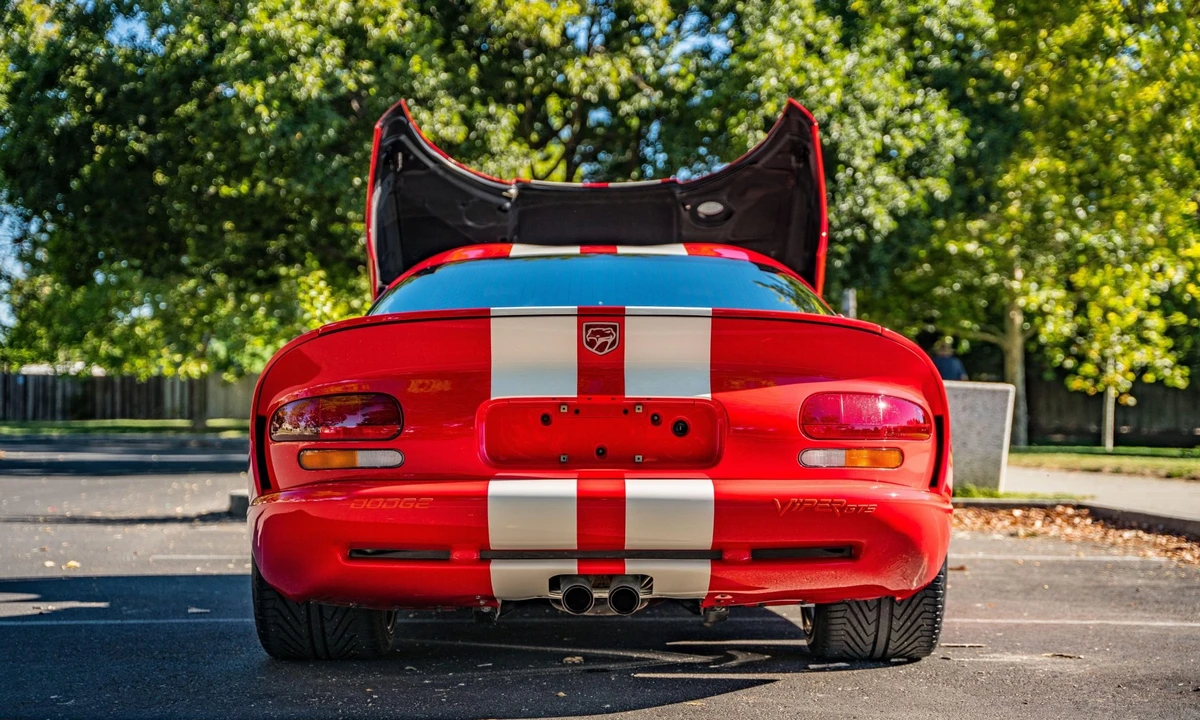 2002 Dodge Viper GTS 2nd Gen - Image 21 of 31