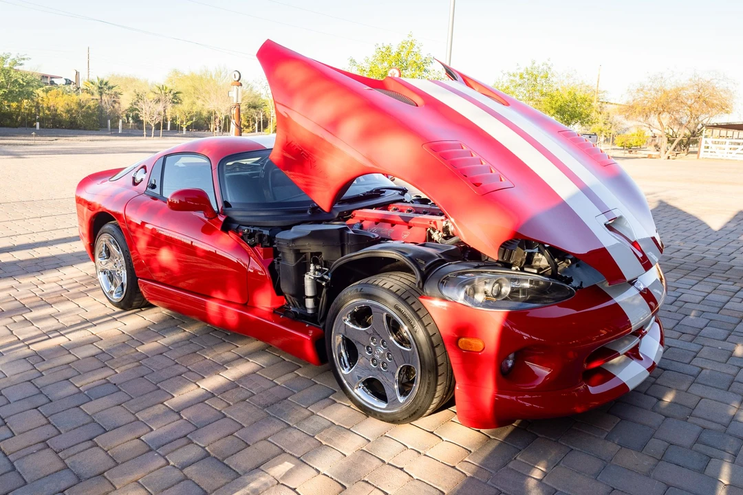 2002 Dodge Viper GTS 2nd Gen - Image 13 of 31