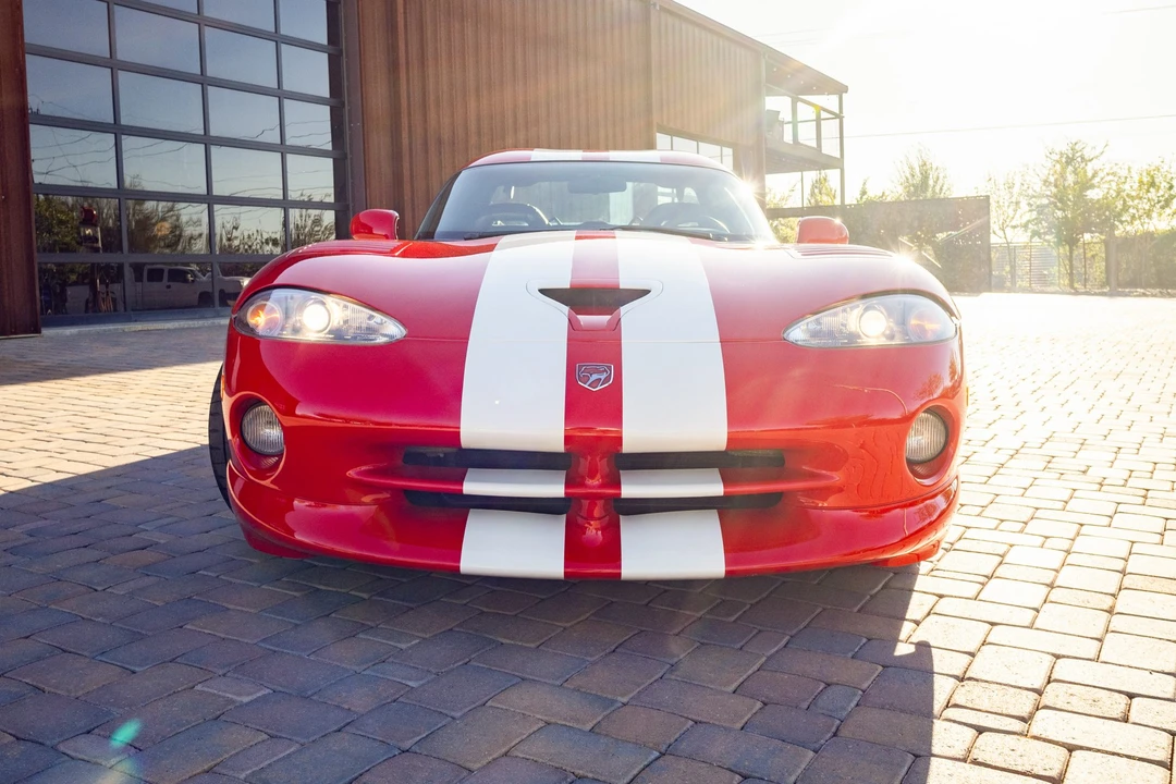 2002 Dodge Viper GTS 2nd Gen - Image 3 of 31