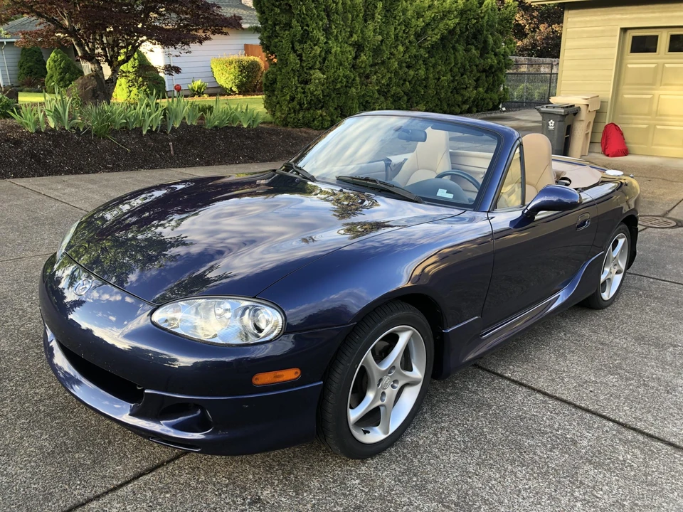 2002 Mazda NB MX-5 Miata - Image 16 of 31