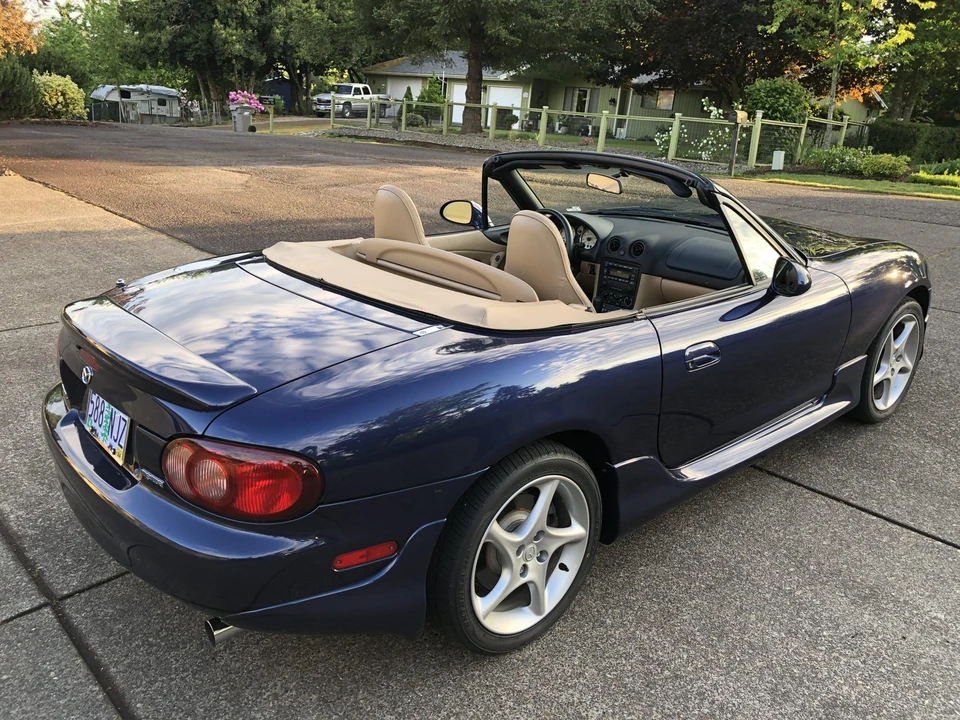 2002 Mazda NB MX-5 Miata - Image 12 of 31