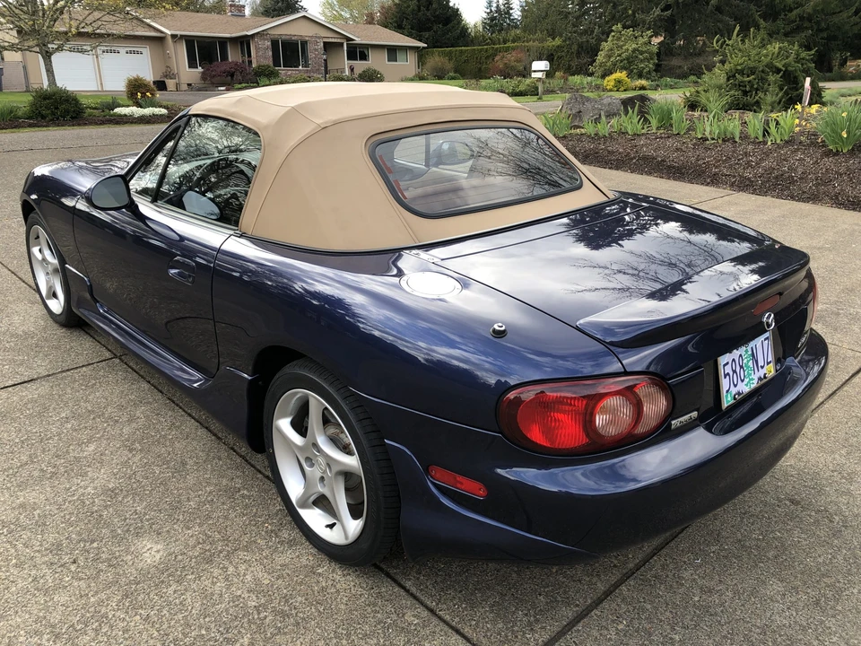 2002 Mazda NB MX-5 Miata - Image 6 of 31