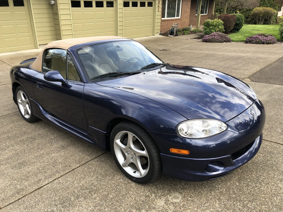 2002 Mazda NB MX-5 Miata - Image 2 of 31