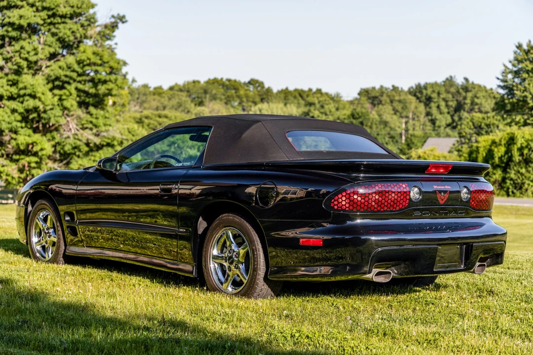 2002 Pontiac Firebird Trans Am 4th Gen - Image 13 of 31