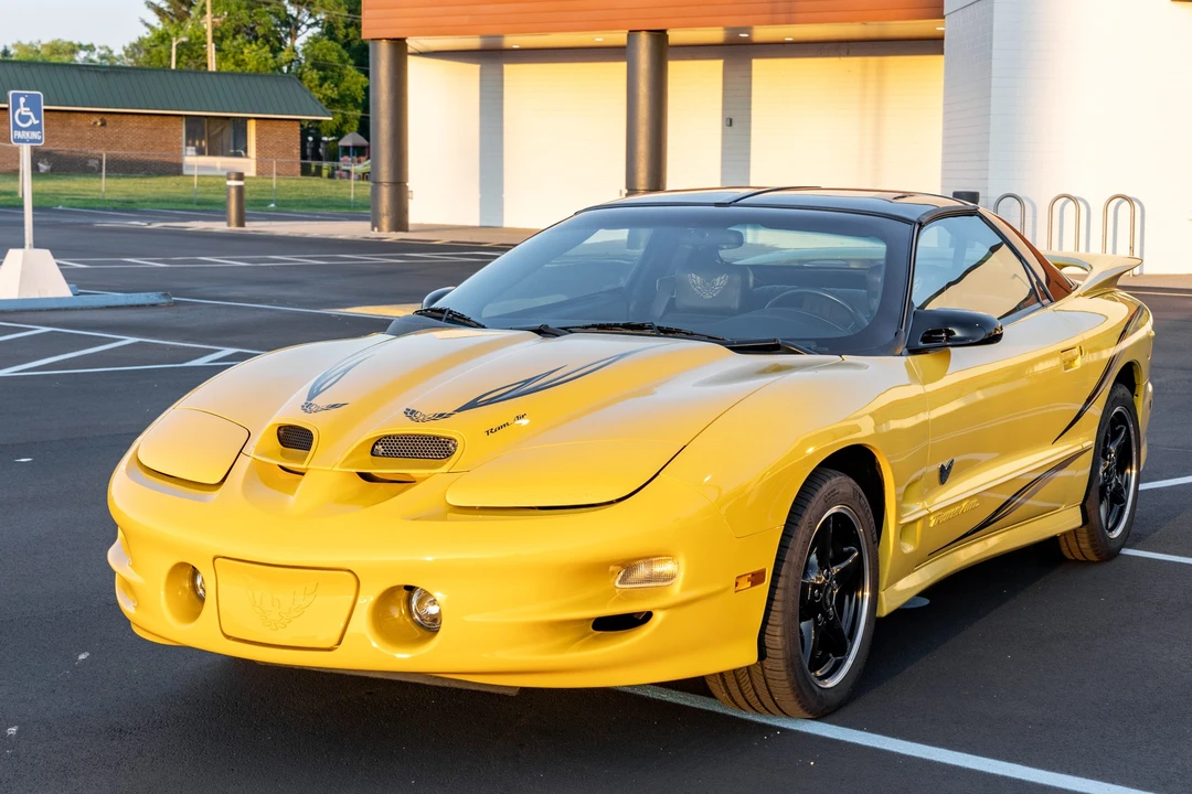 2002 Pontiac Firebird Trans Am 4th Gen - Image 5 of 31