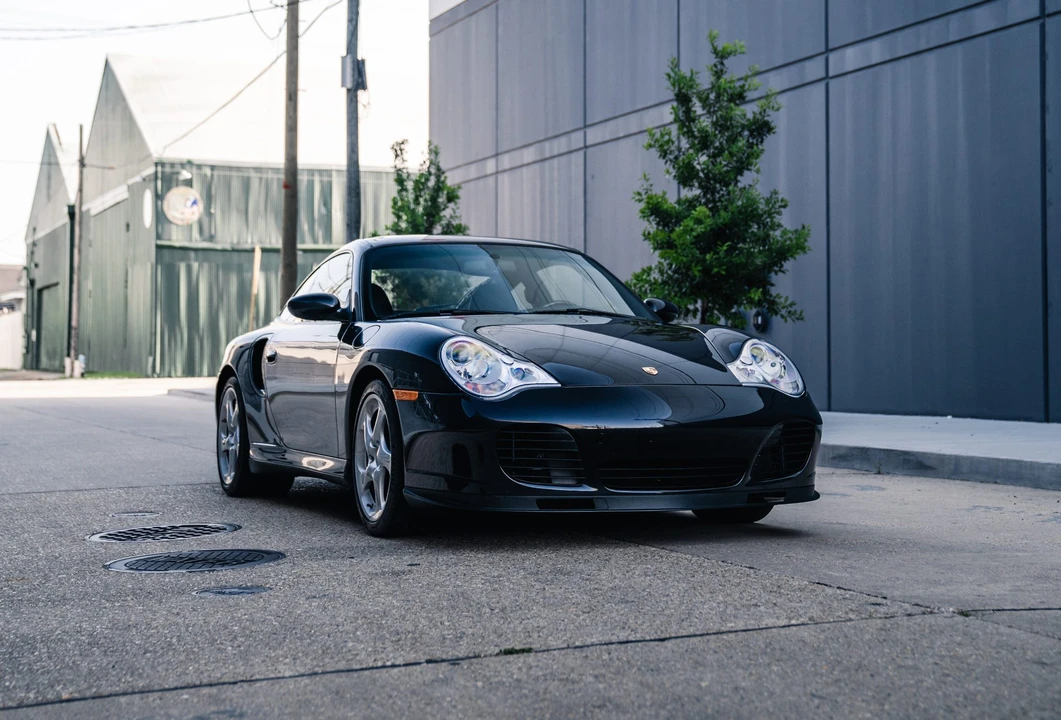 2002 Porsche 996 Turbo - Image 11 of 31
