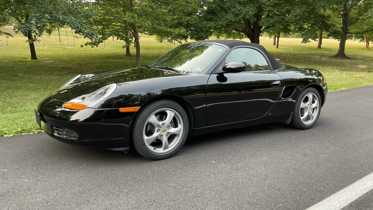 2002 Porsche 986 Boxster - Image 3 of 31