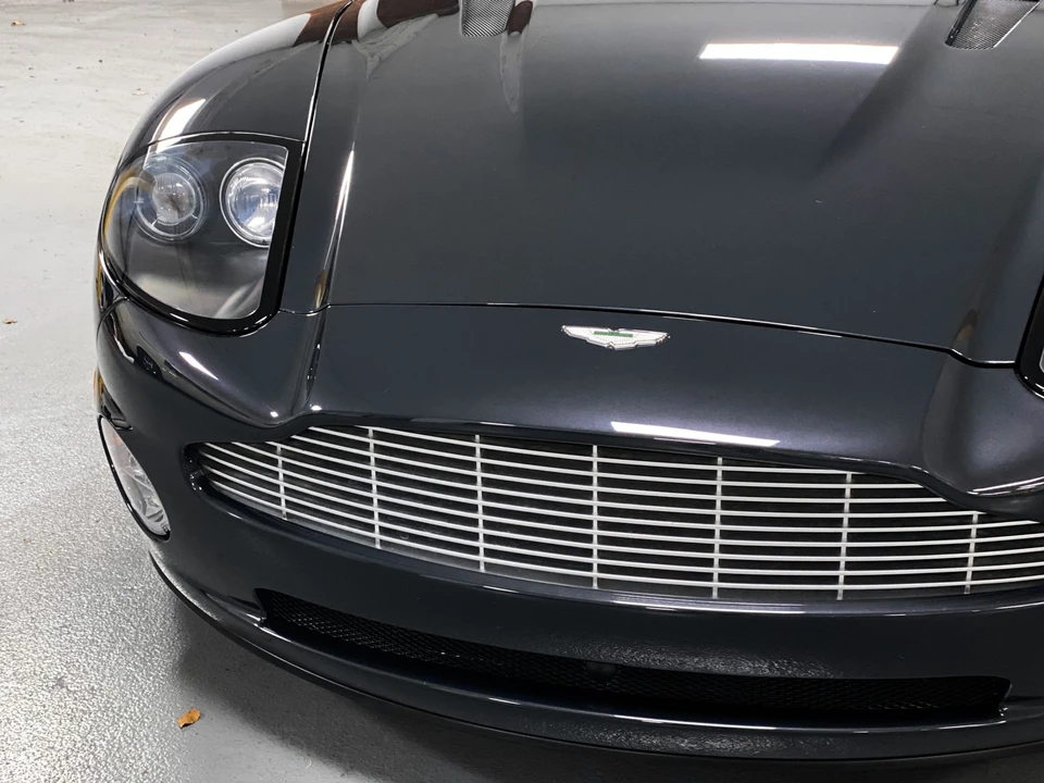 2003 Aston Martin Vanquish 1st Gen - Image 25 of 31