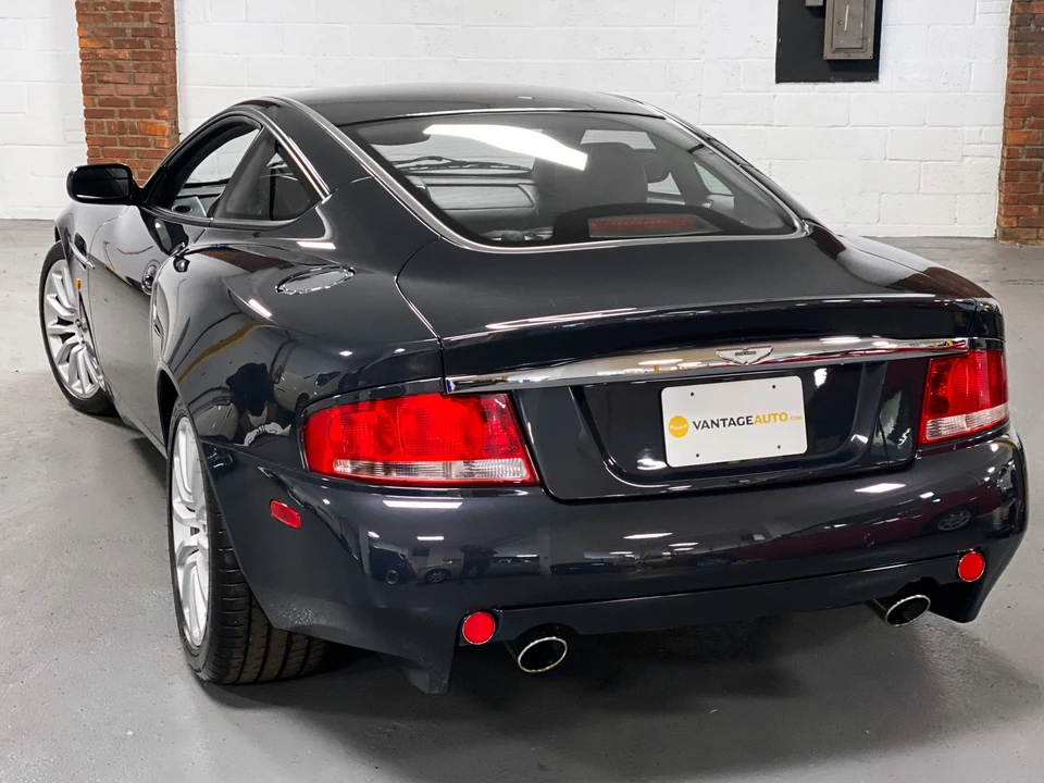 2003 Aston Martin Vanquish 1st Gen - Image 12 of 31
