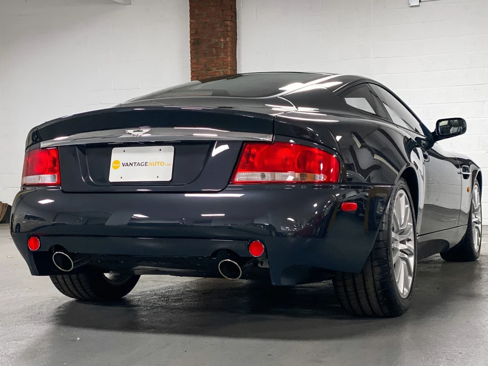 2003 Aston Martin Vanquish 1st Gen - Image 8 of 31