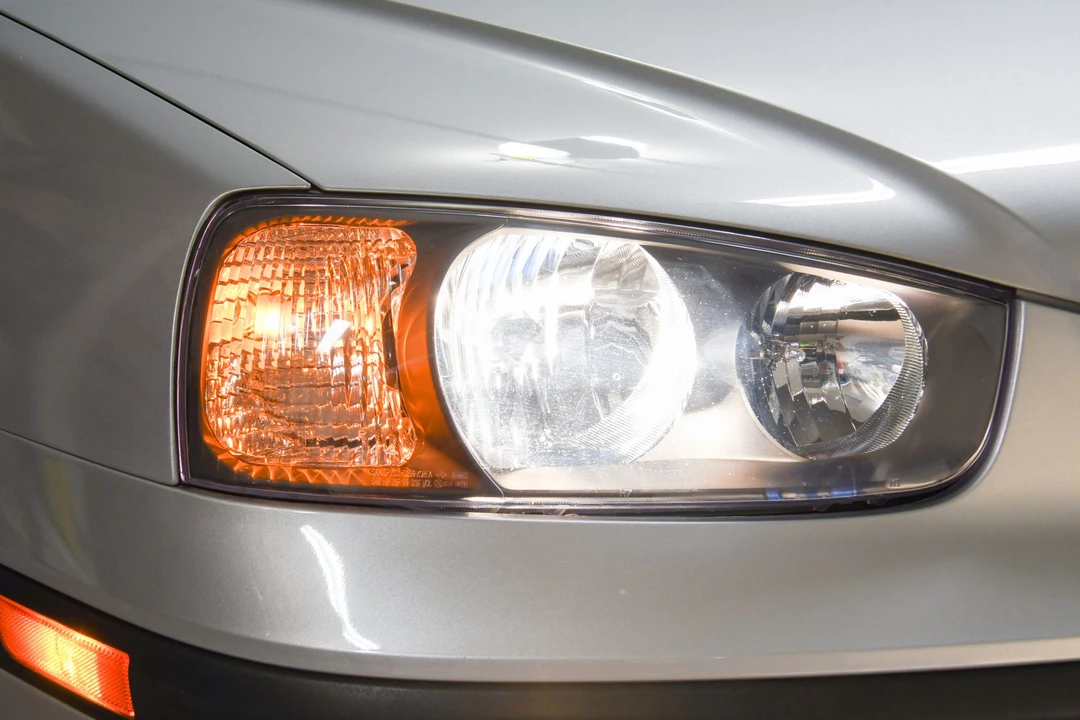 2003 Hyundai Elantra - Image 31 of 31