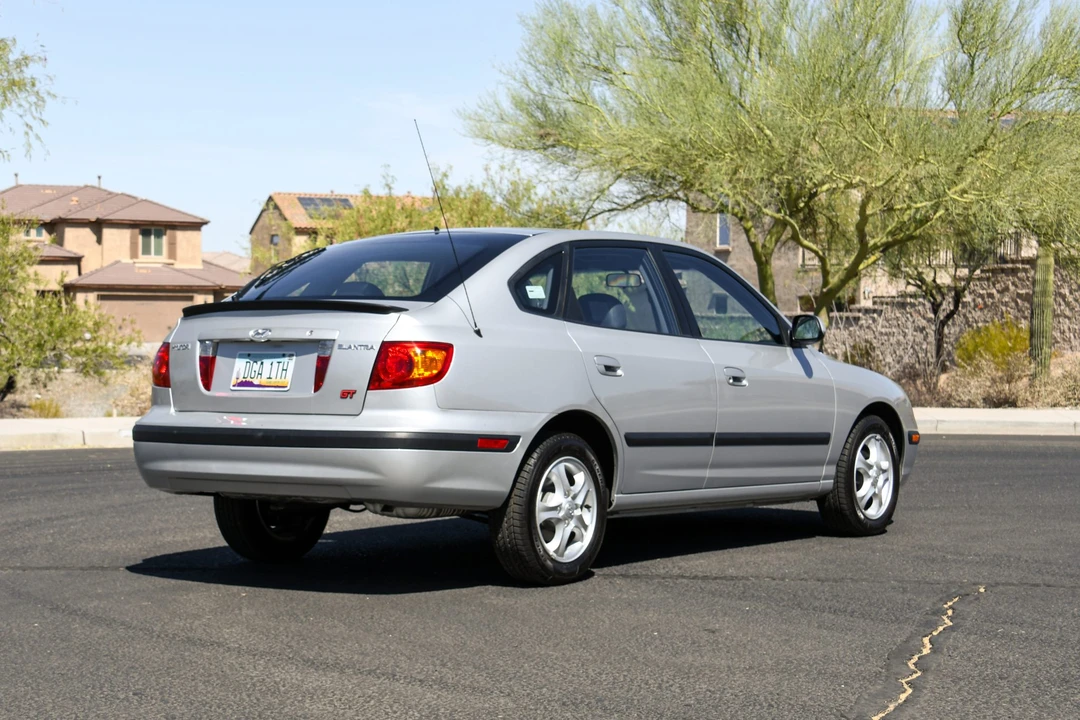 2003 Hyundai Elantra - Image 4 of 31