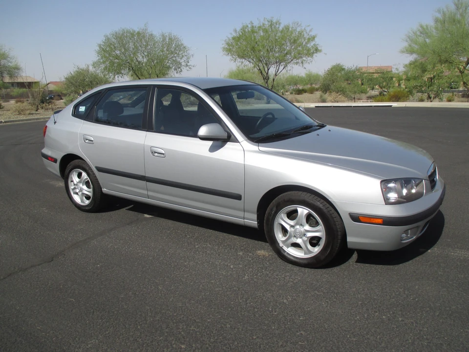 2003 Hyundai Elantra - Image 15 of 31