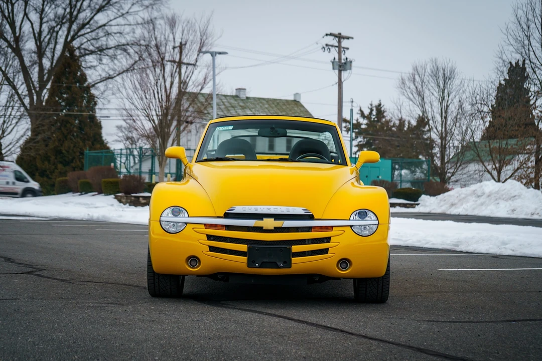 2004 Chevrolet SSR - Image 26 of 31