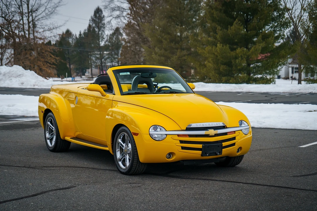 2004 Chevrolet SSR - Image 21 of 31