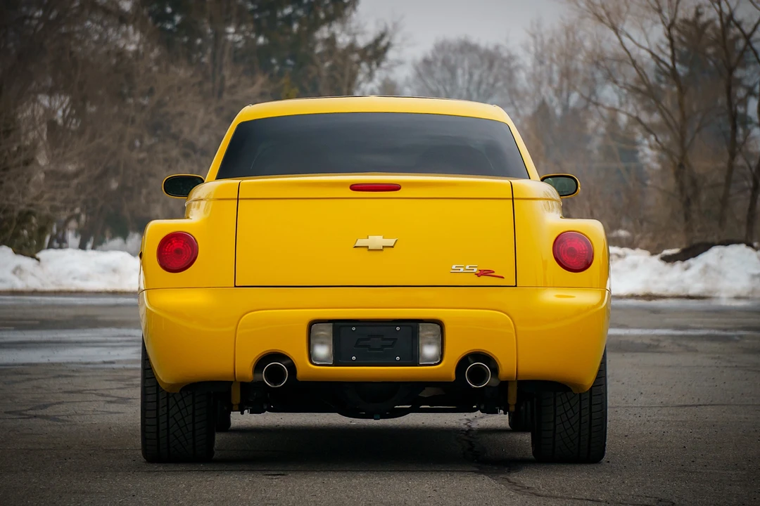 2004 Chevrolet SSR - Image 7 of 31