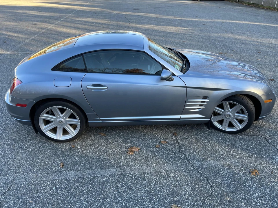 2004 Chrysler Crossfire - Image 18 of 31