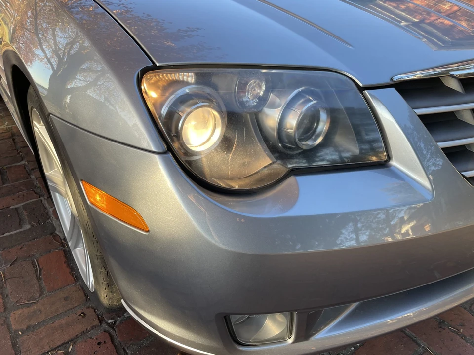 2004 Chrysler Crossfire - Image 28 of 31