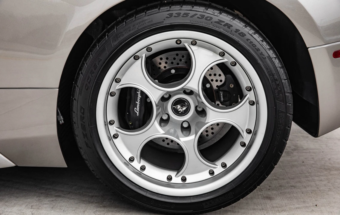 2004 Lamborghini Murcielago - Image 18 of 31