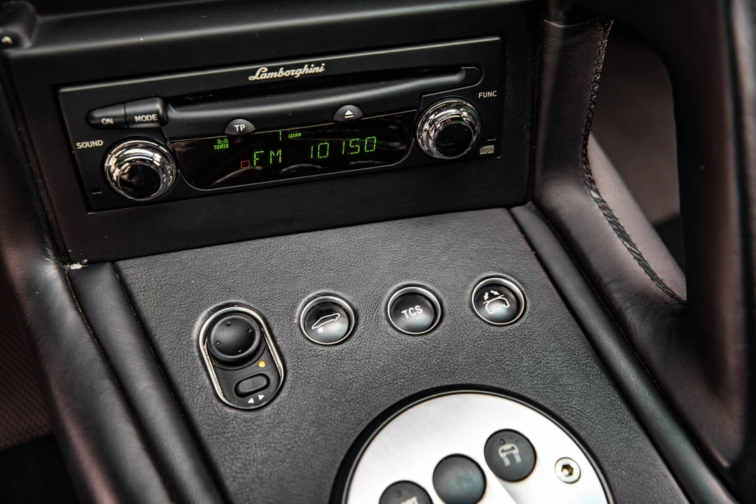 2004 Lamborghini Murcielago - Image 27 of 31