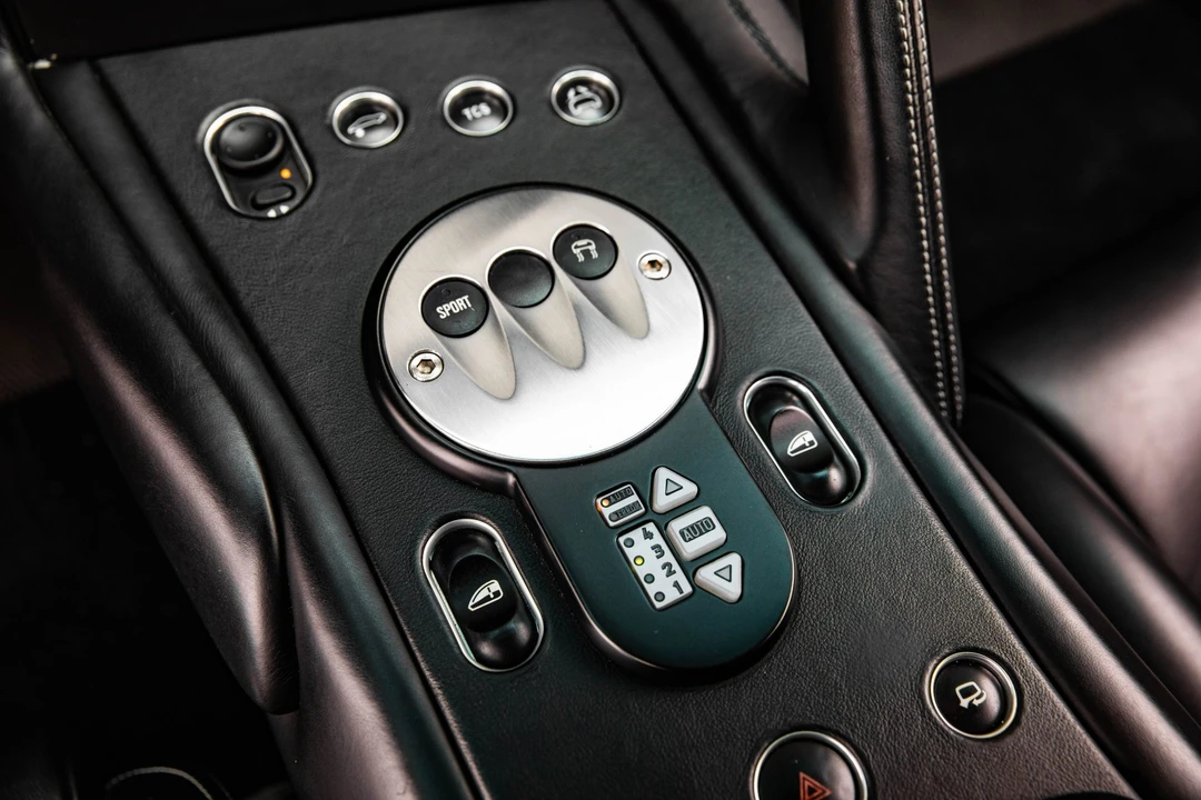 2004 Lamborghini Murcielago - Image 28 of 31