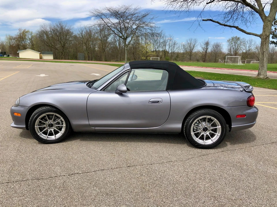 2004 Mazda NB Mazdaspeed MX-5 Miata - Image 3 of 31