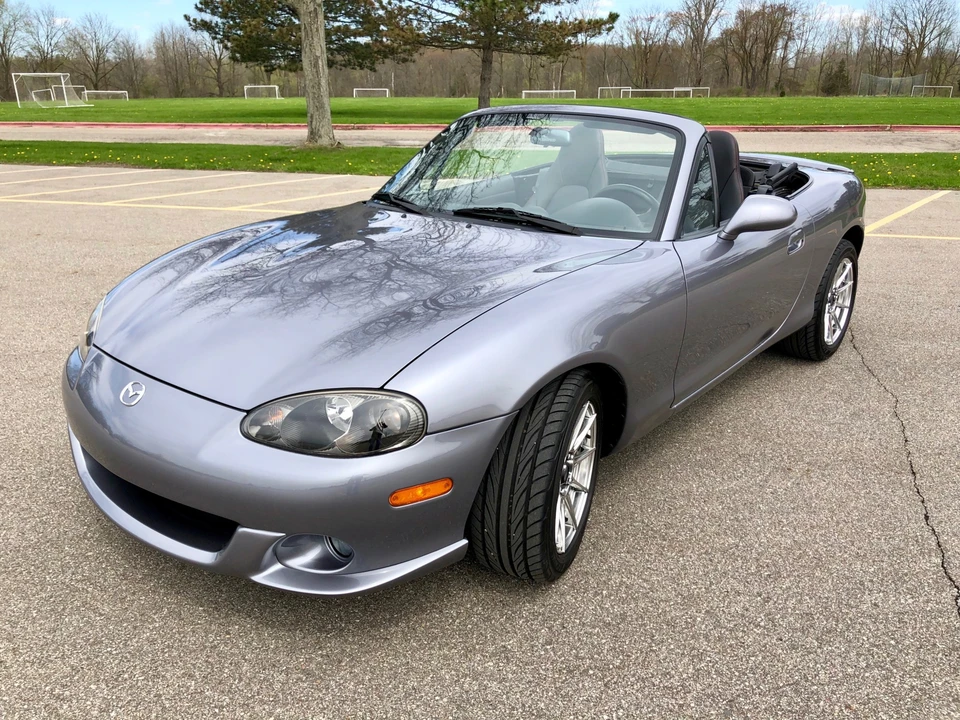 2004 Mazda NB Mazdaspeed MX-5 Miata - Image 7 of 31