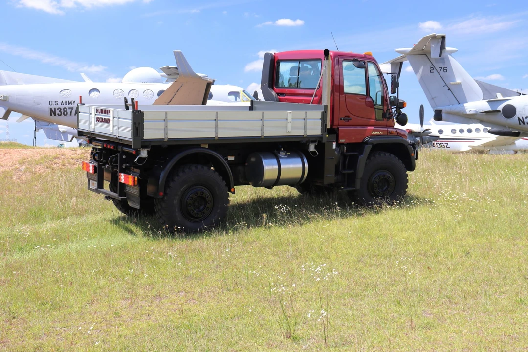 2004 Mercedes-Benz Unimog - Image 11 of 31