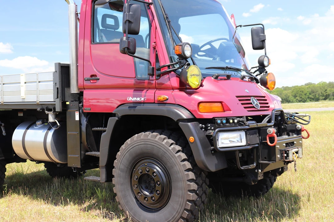 2004 Mercedes-Benz Unimog - Image 27 of 31
