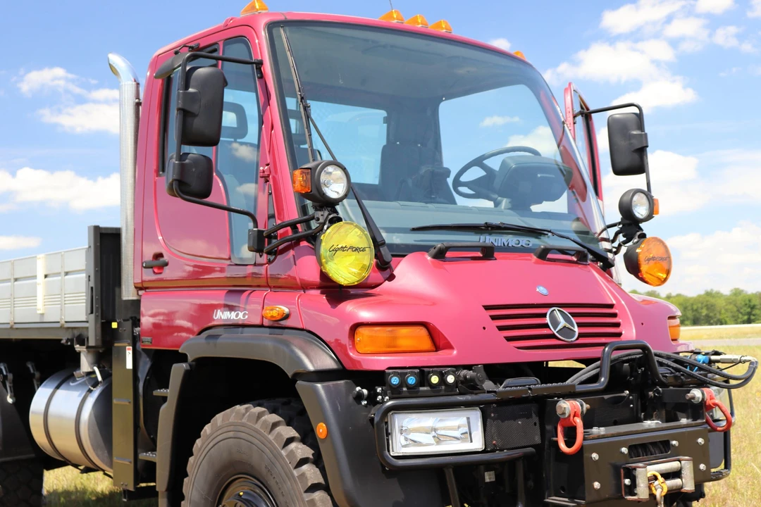 2004 Mercedes-Benz Unimog - Image 26 of 31