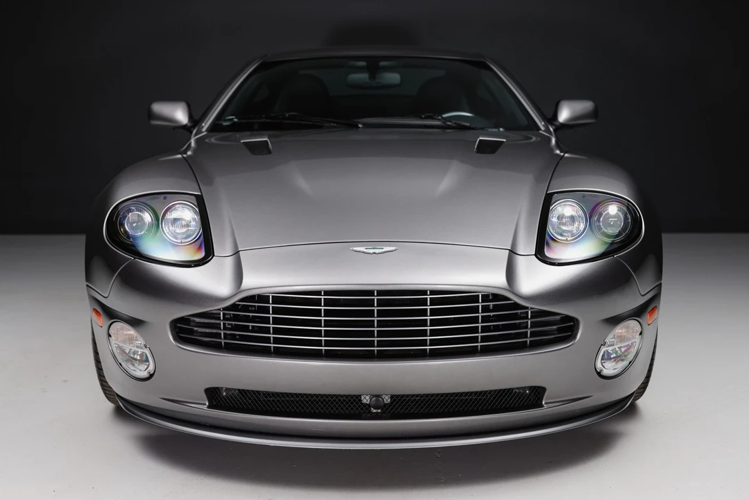 2005 Aston Martin Vanquish 1st Gen - Image 4 of 31