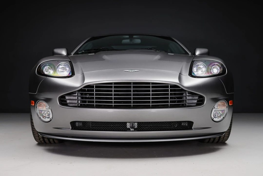 2005 Aston Martin Vanquish 1st Gen - Image 5 of 31