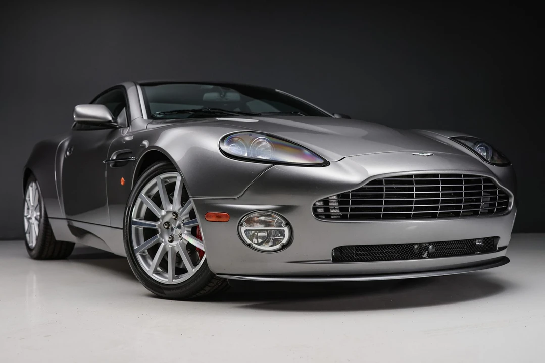 2005 Aston Martin Vanquish 1st Gen - Image 7 of 31