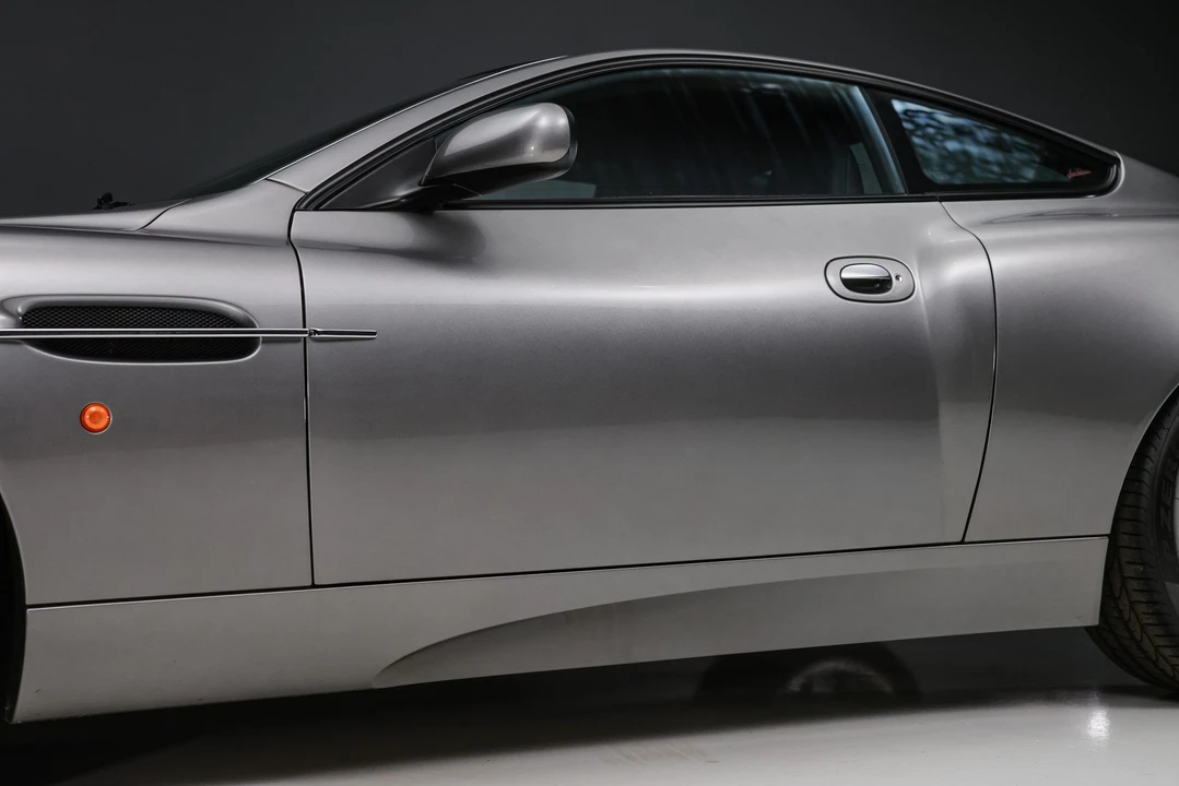 2005 Aston Martin Vanquish 1st Gen - Image 22 of 31