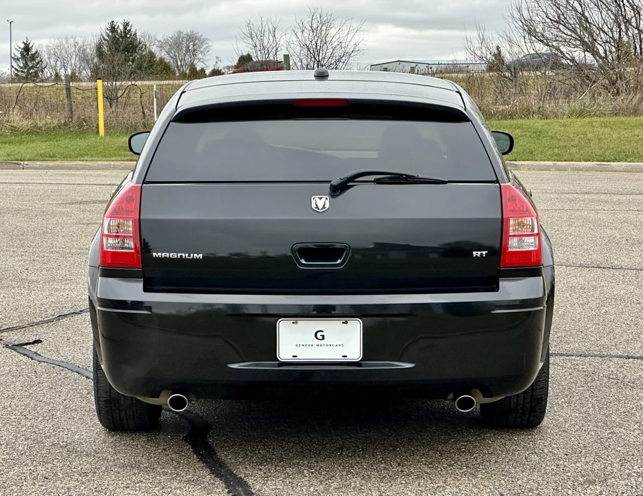 2005 Dodge Magnum 2nd Gen Wagon - Image 11 of 31