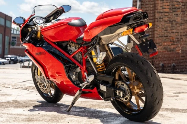 2005 Ducati 999 - Image 2 of 6