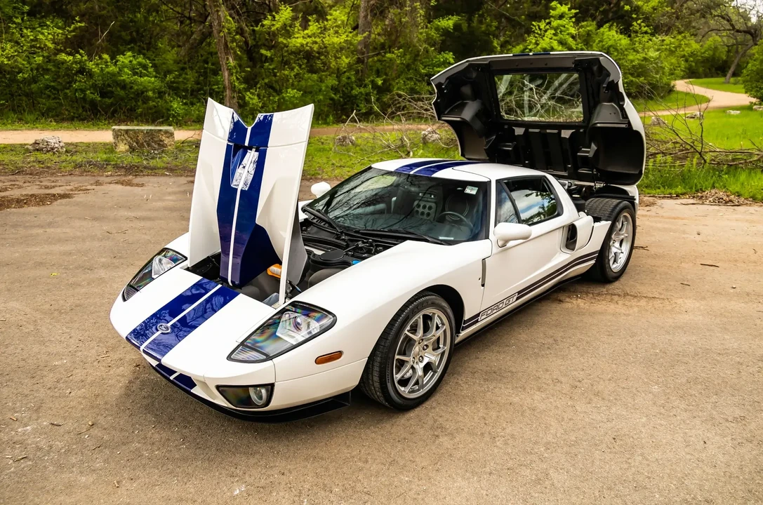 2005 Ford GT 1st Gen - Image 3 of 6