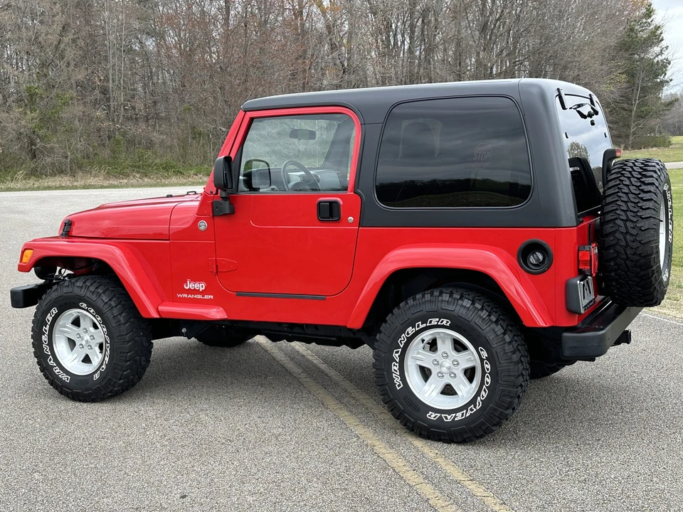 2005 Jeep TJ Wrangler - Image 17 of 31