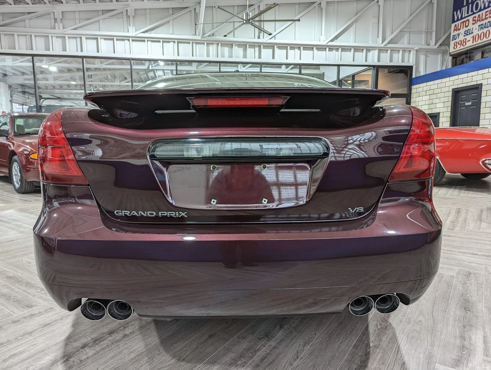 2005 Pontiac Grand Prix 3rd+ Gen - Image 28 of 31