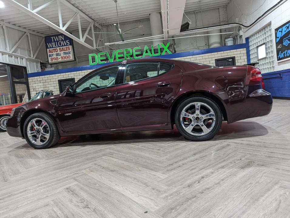 2005 Pontiac Grand Prix 3rd+ Gen - Image 11 of 31