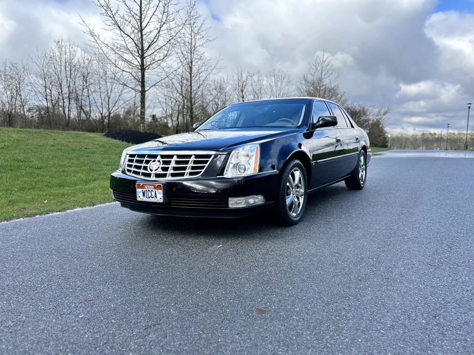2006 Cadillac DTS - Image 6 of 31