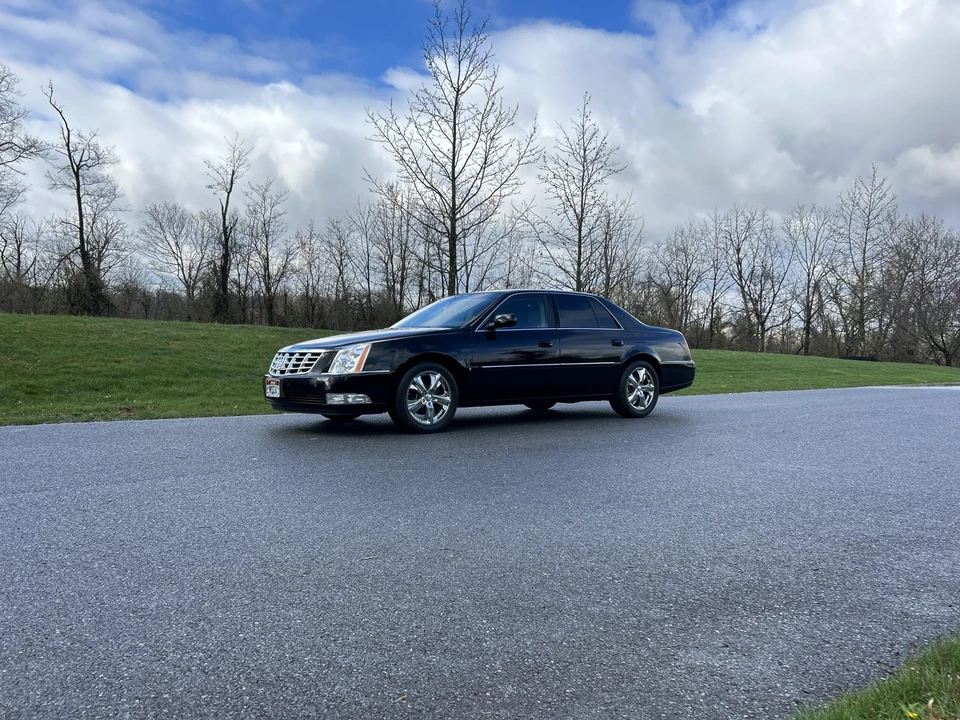2006 Cadillac DTS - Image 10 of 31